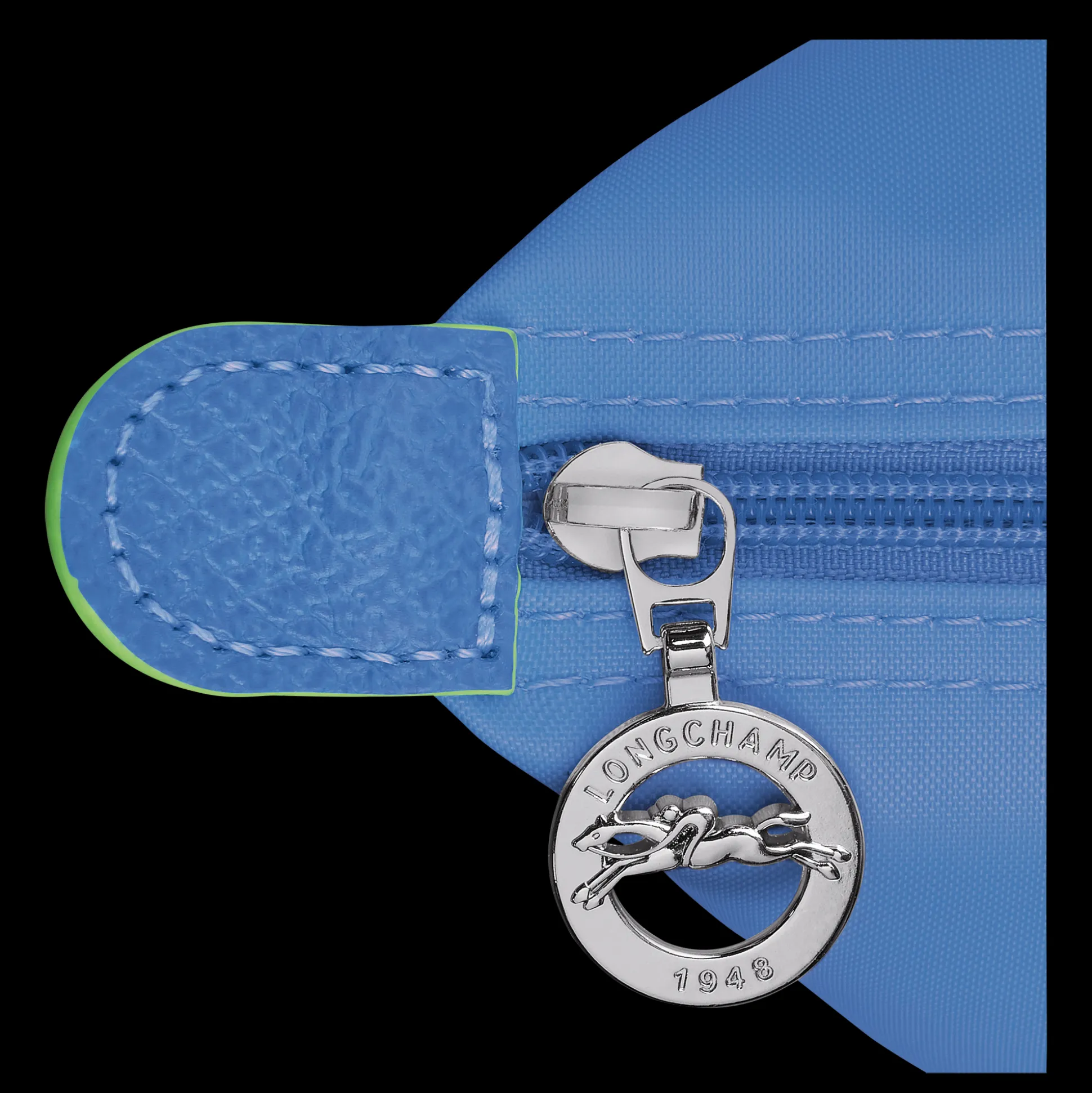 Le Pliage Green Pouch With Handle