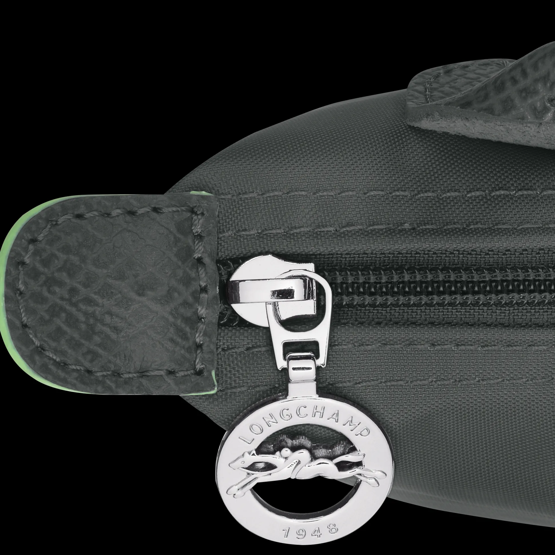Le Pliage Green Pouch With Handle