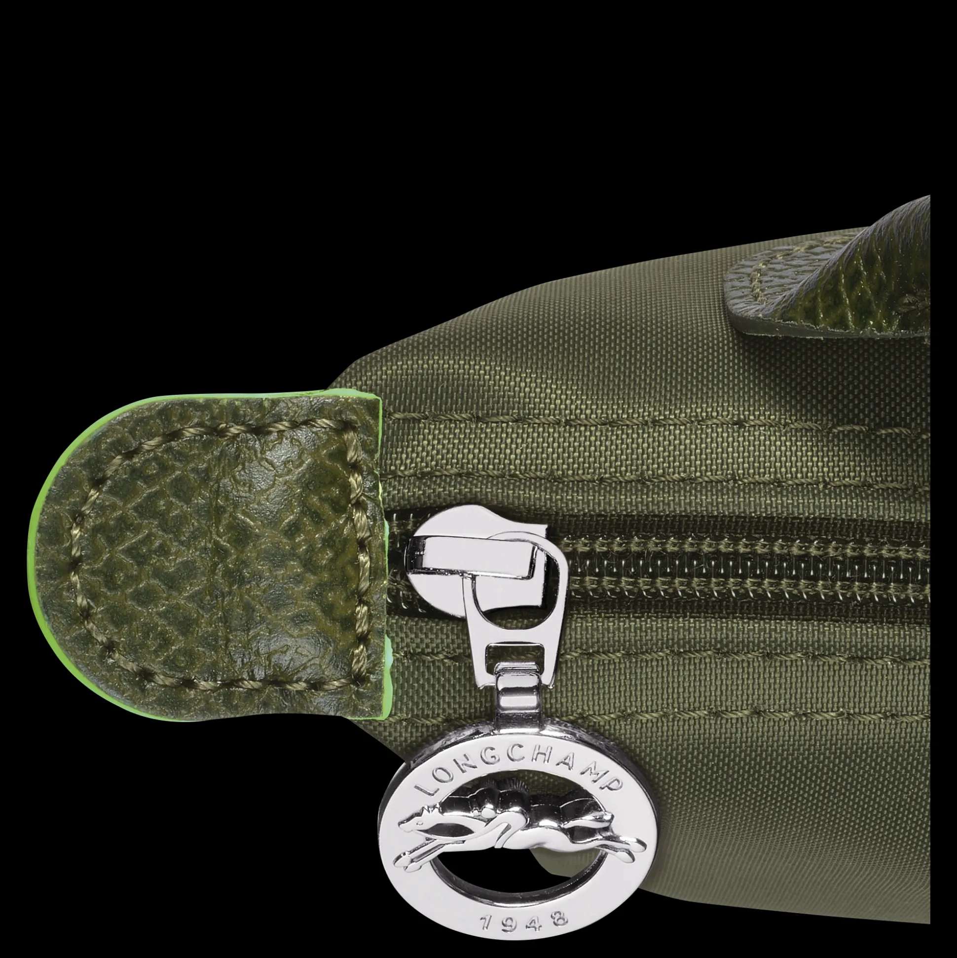Le Pliage Green Pouch With Handle